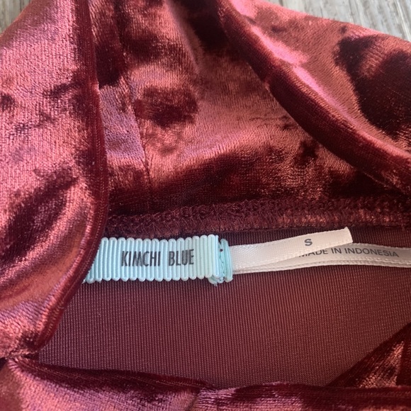 Kimchi Blue Urban Outfitters crushed velvet fitted dress - Picture 3 of 4